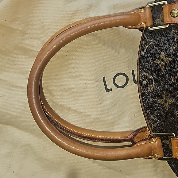 Ellipse Louis Vuitton Bag - Picture 11 of 14